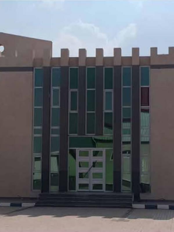 مصنع أعلاف بمدينة العاشر من رمضان تسليم مفتاح